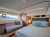 Presitge 460 Master Cabin